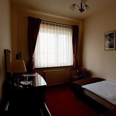 Hotel Sonex 琴斯托霍瓦 外观 照片